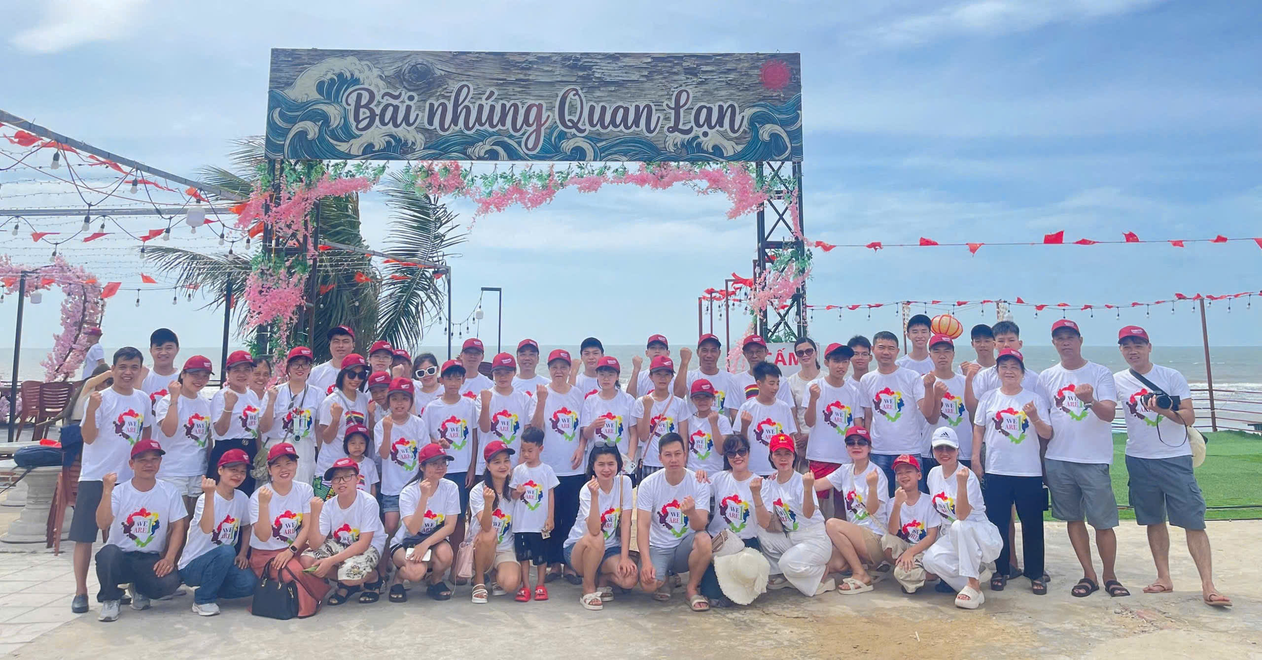ẤM ÁP CHUYẾN AN DƯỠNG, NGHỈ MÁT NĂM 2026 CỦA CÁN BỘ, NHÂN VIÊN VÀ THÂN NHÂN NHÀ TRƯỜNG